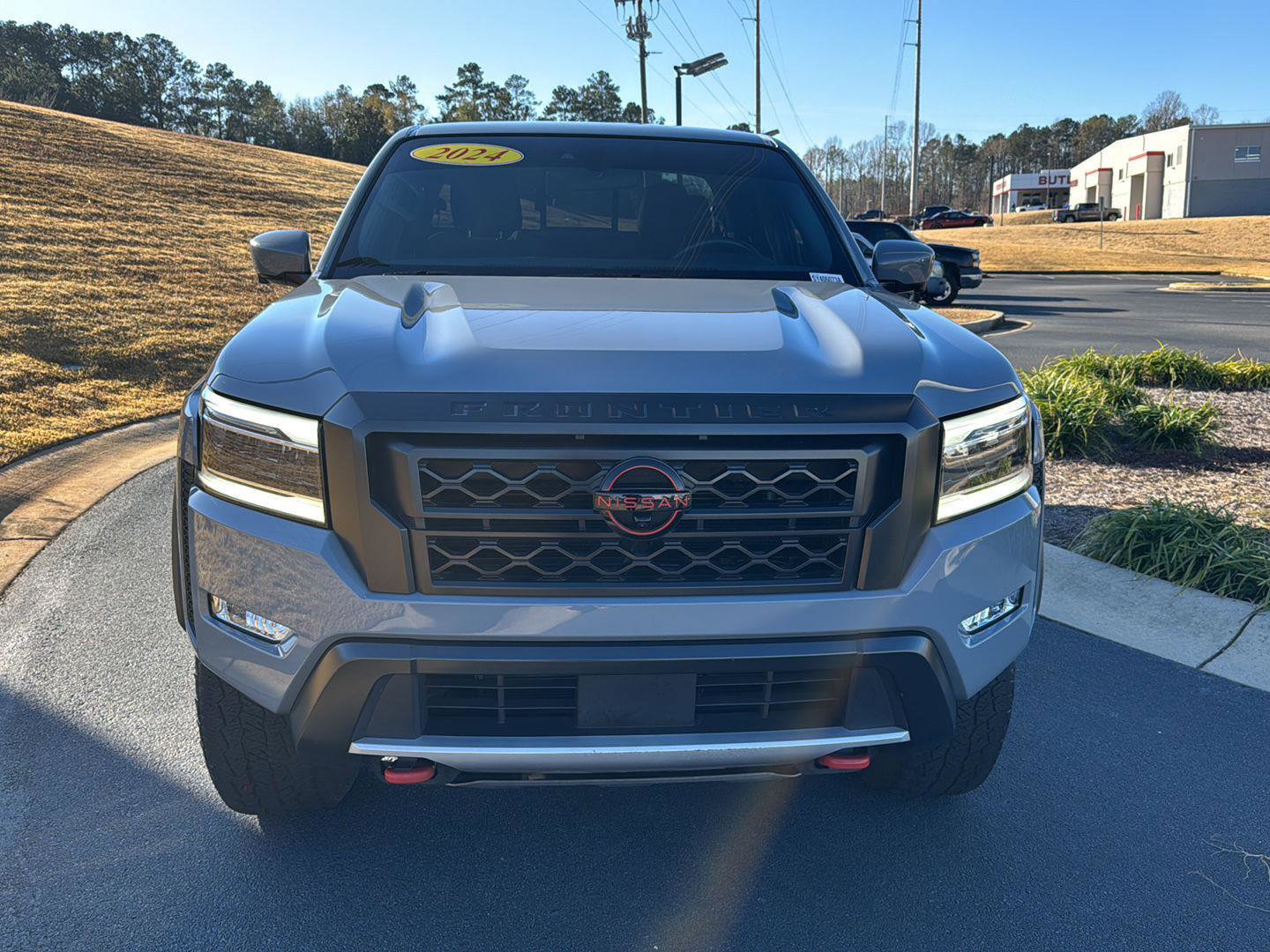 Used 2024 Nissan Frontier PRO-4X w/ Pro Convenience Package image 7