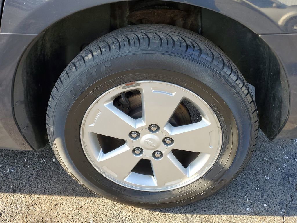 Used 2008 Chevrolet Impala LT w/ Luxury Edition Package image 25