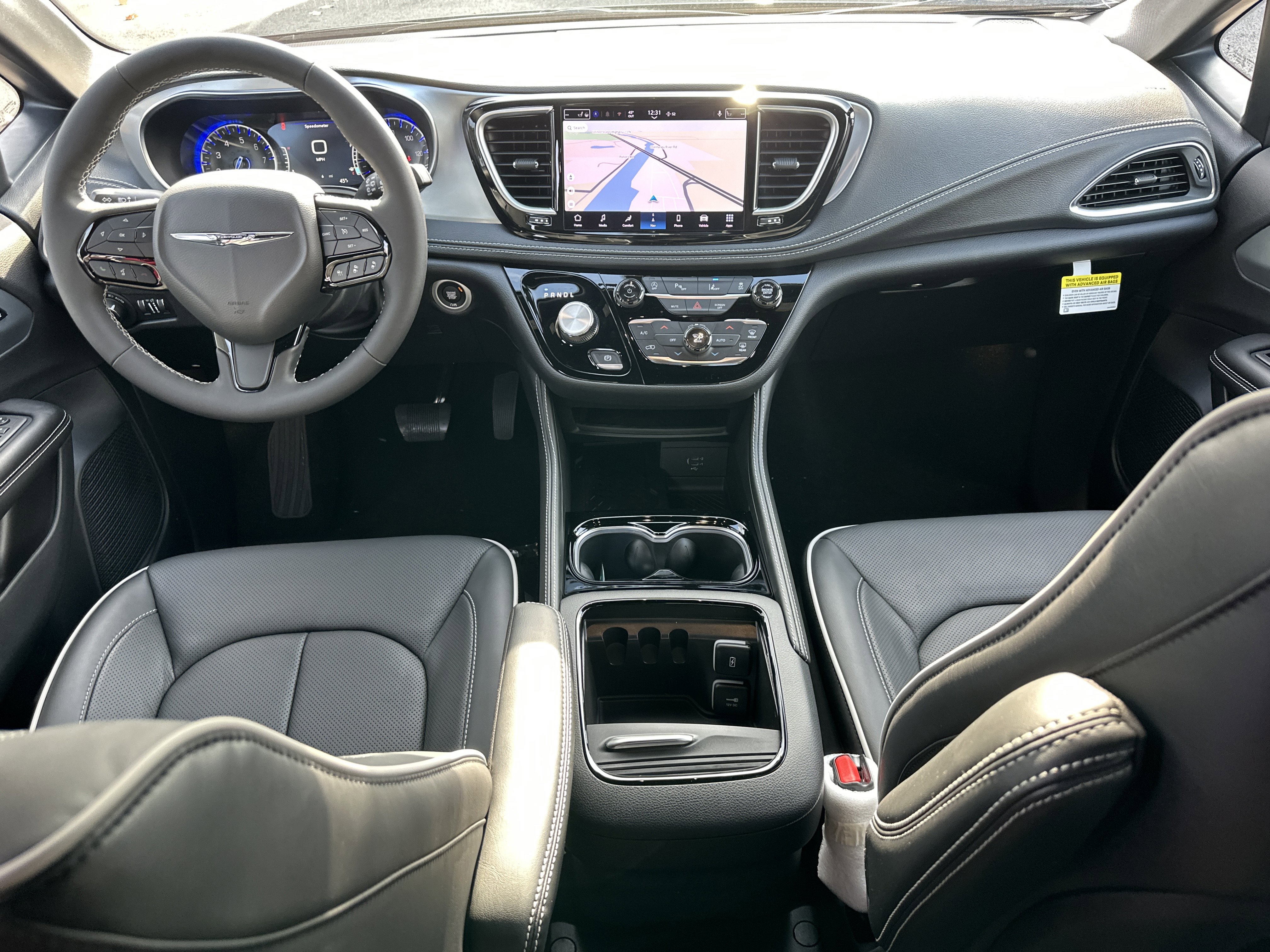 New 2026 Chrysler Pacifica Limited w/ S Appearance Package image 32