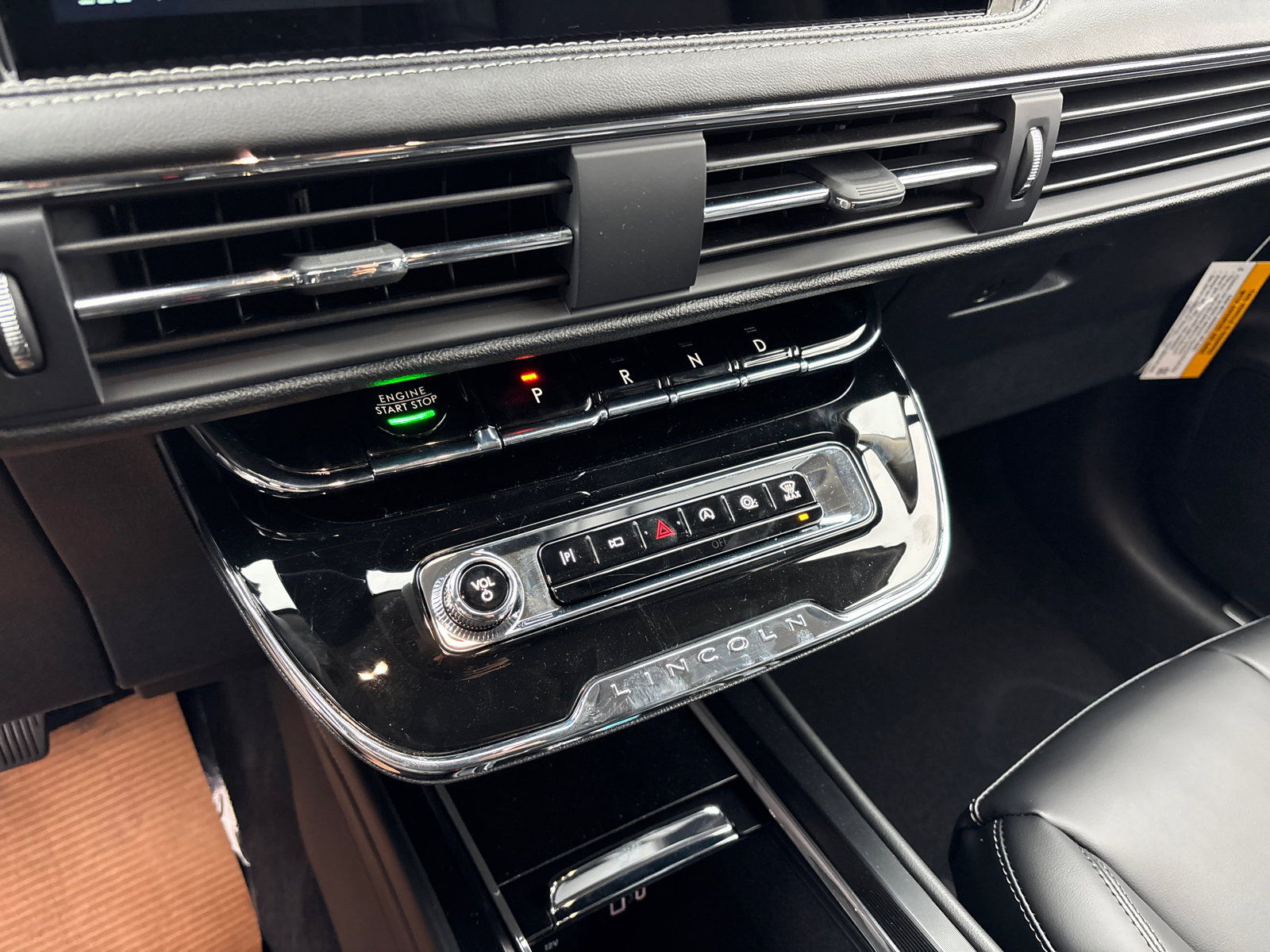 New 2026 Lincoln Corsair Premiere image 22