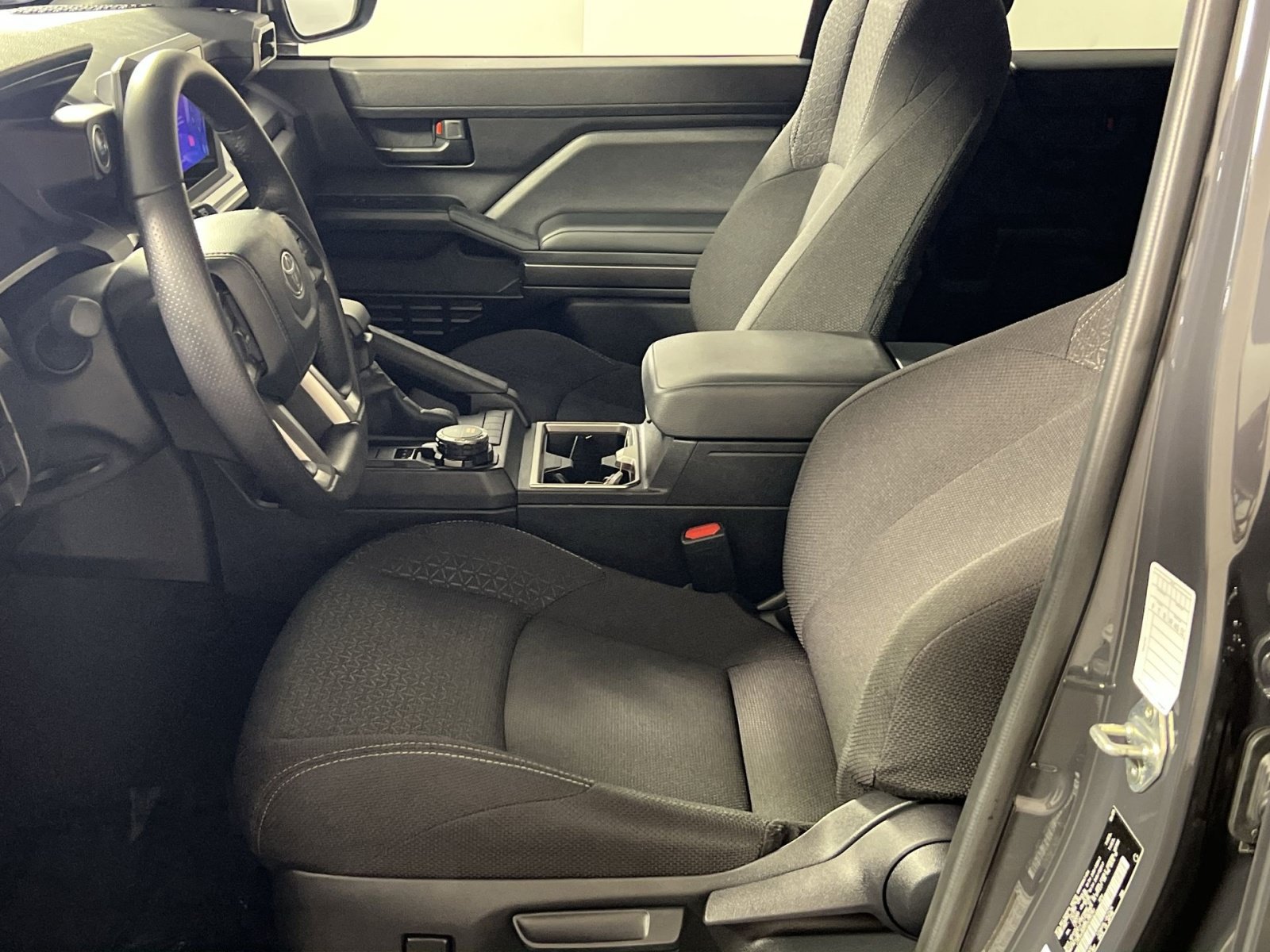 Used 2025 Toyota 4Runner SR5 AWD/4WD image 13