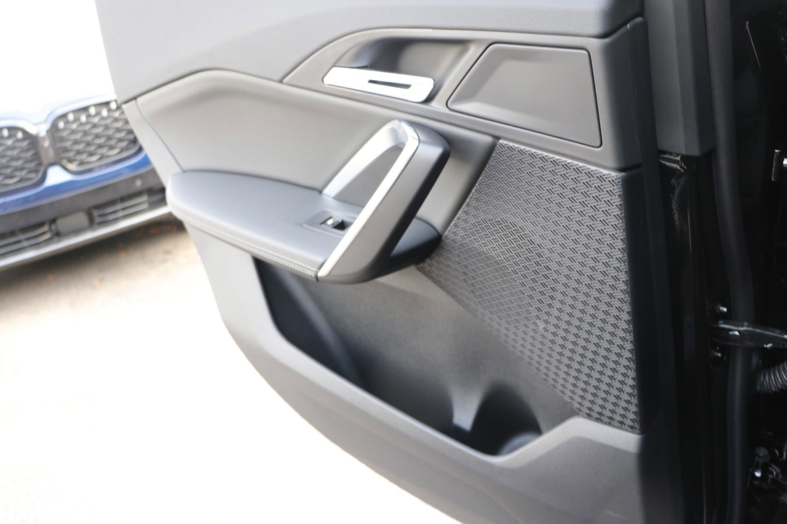 Certified 2025 BMW X1 xDrive28i w/ Technology Package image 33