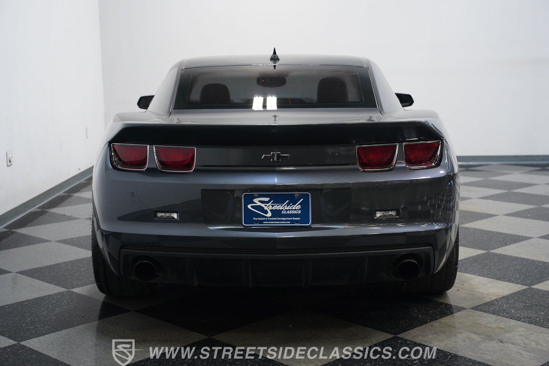 Used 2010 Chevrolet Camaro SS w/ RS Package RWD image 23