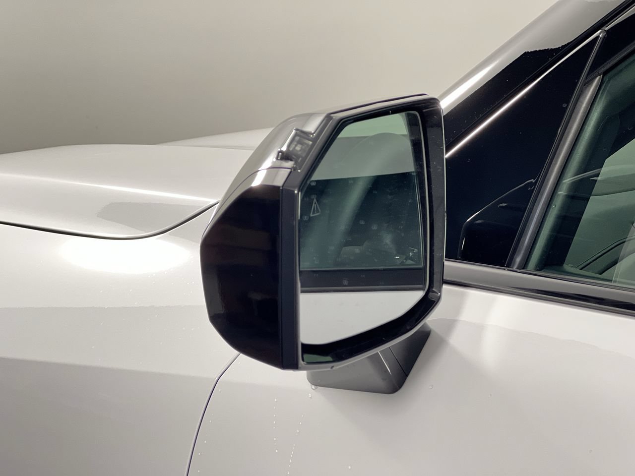 New 2027 Kia Telluride SX X-Line w/ Towing Package AWD/4WD image 10