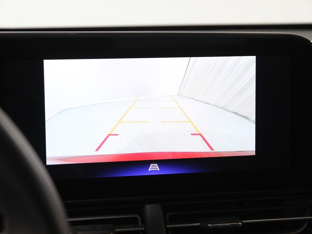 Certified 2024 Chevrolet Trax LT w/ Sunroof Package image 12