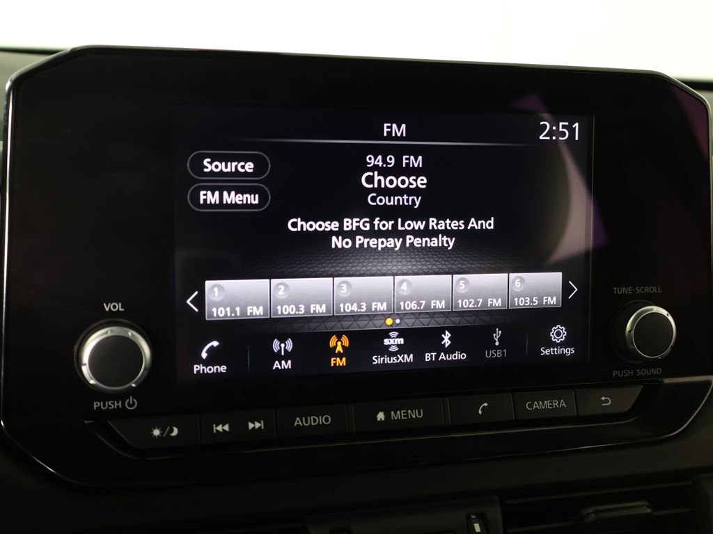 Used 2023 Nissan Pathfinder S image 42