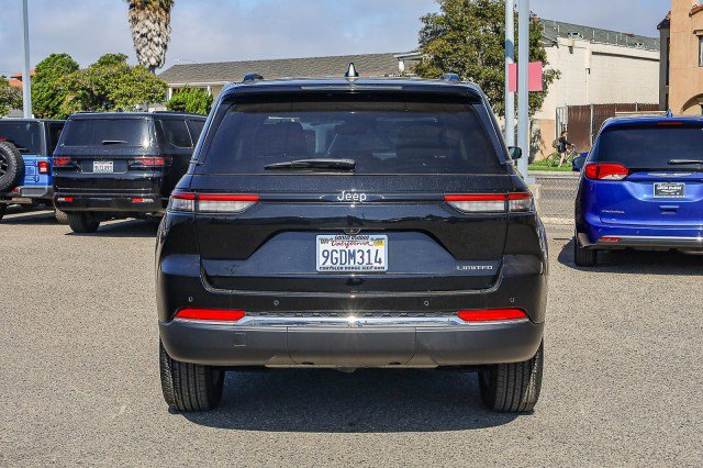 Used 2023 Jeep Grand Cherokee Limited image 5