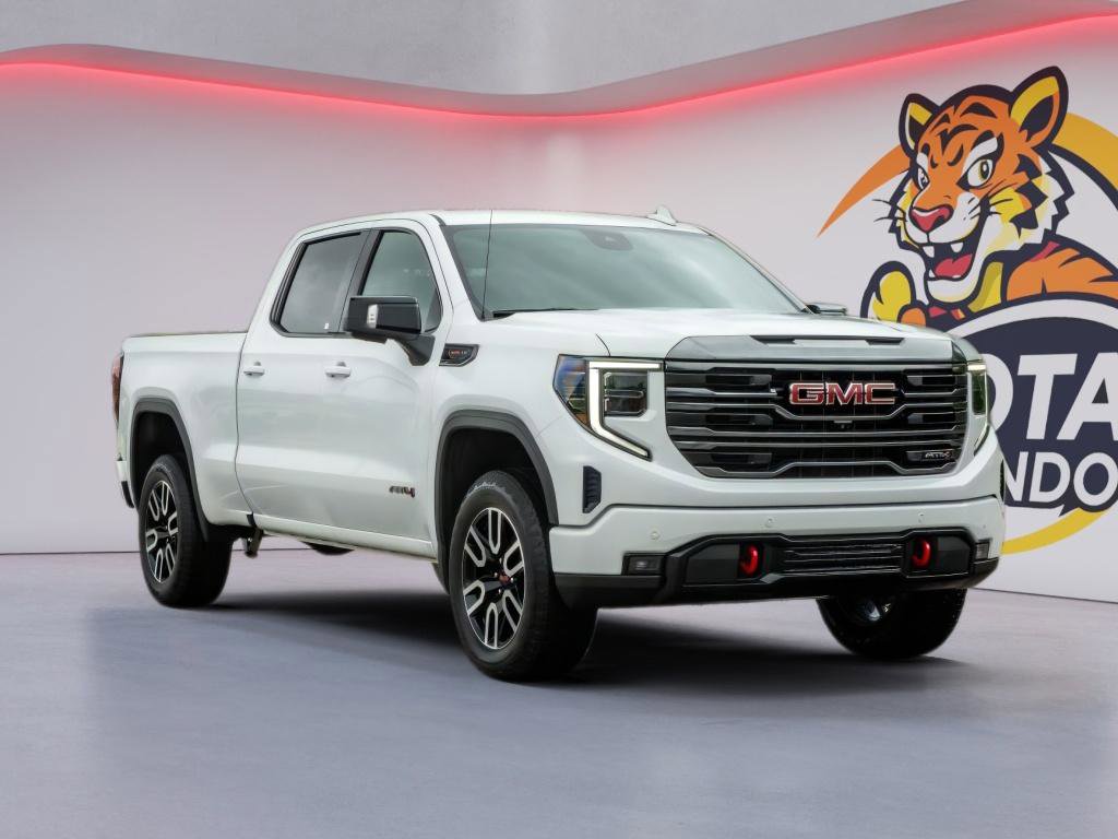Used 2024 GMC Sierra 1500 AT4 w/ AT4 Preferred Package AWD/4WD image 3