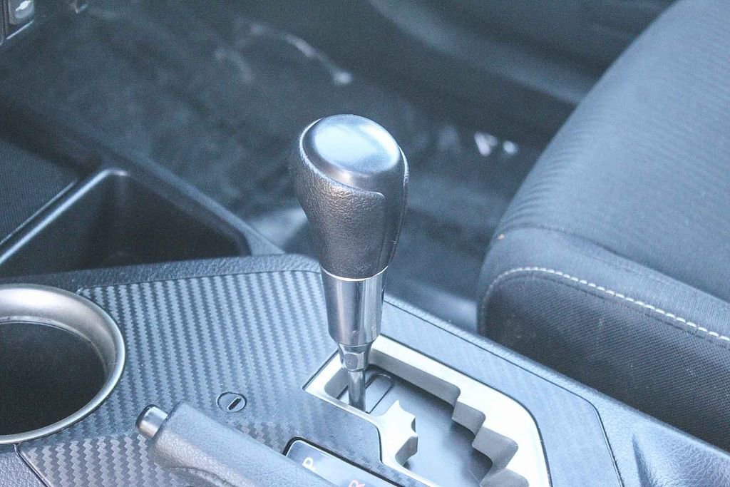 Used 2013 Toyota RAV4 XLE w/ Preferred Accessory Pkg image 19