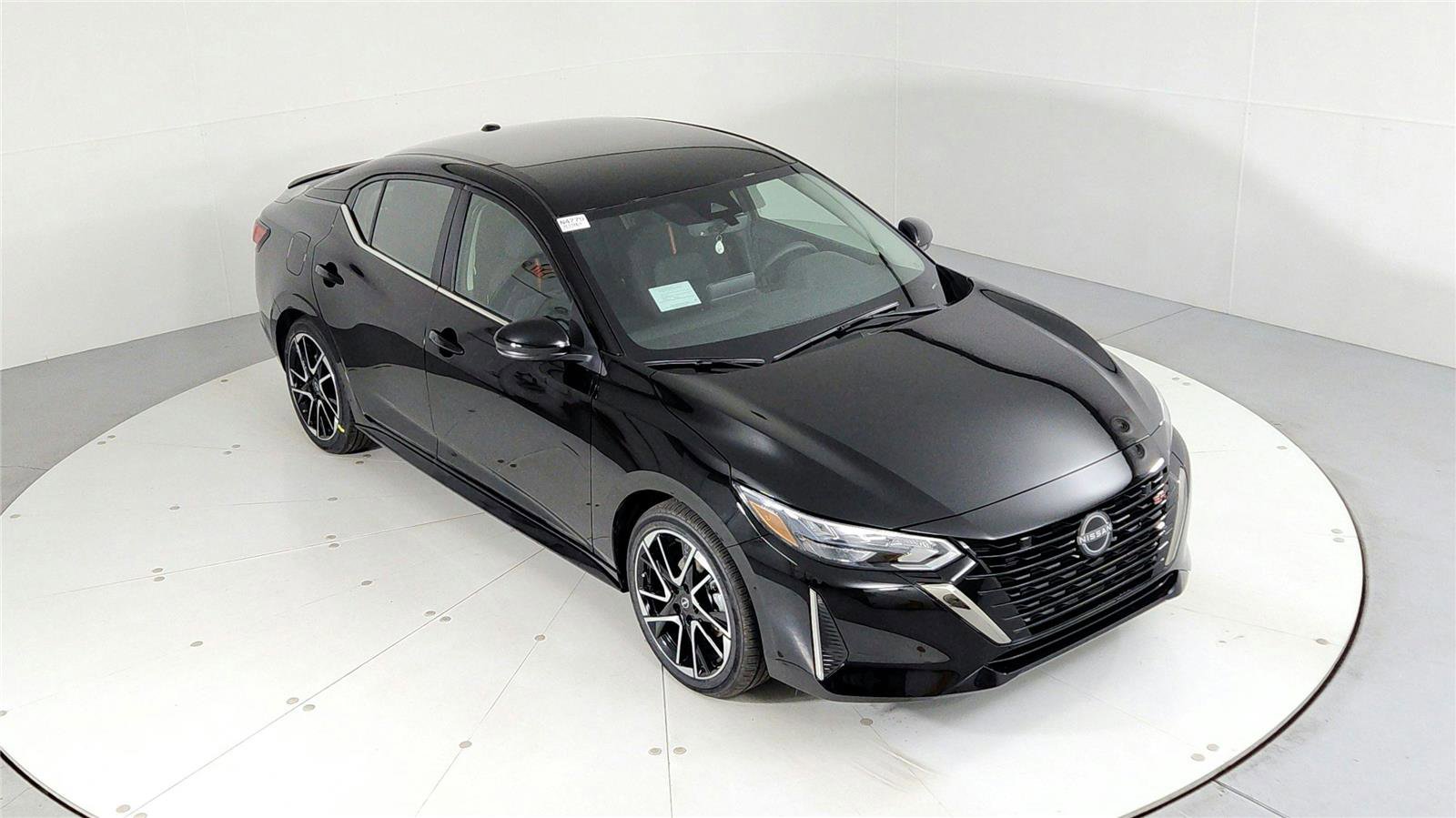 Used 2024 Nissan Sentra SR w/ Trunk Package FWD image 33