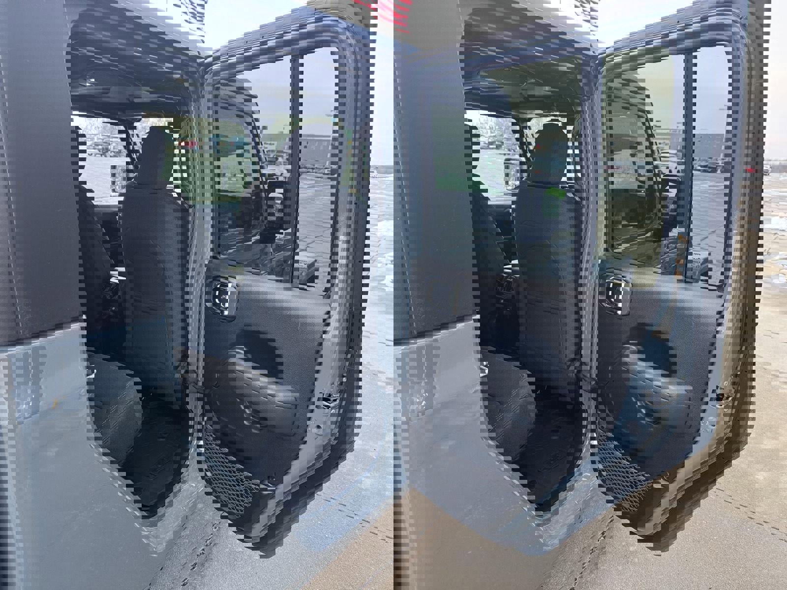 New 2025 Jeep Gladiator Sport image 23