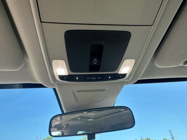 Used 2025 Honda CR-V EX image 39