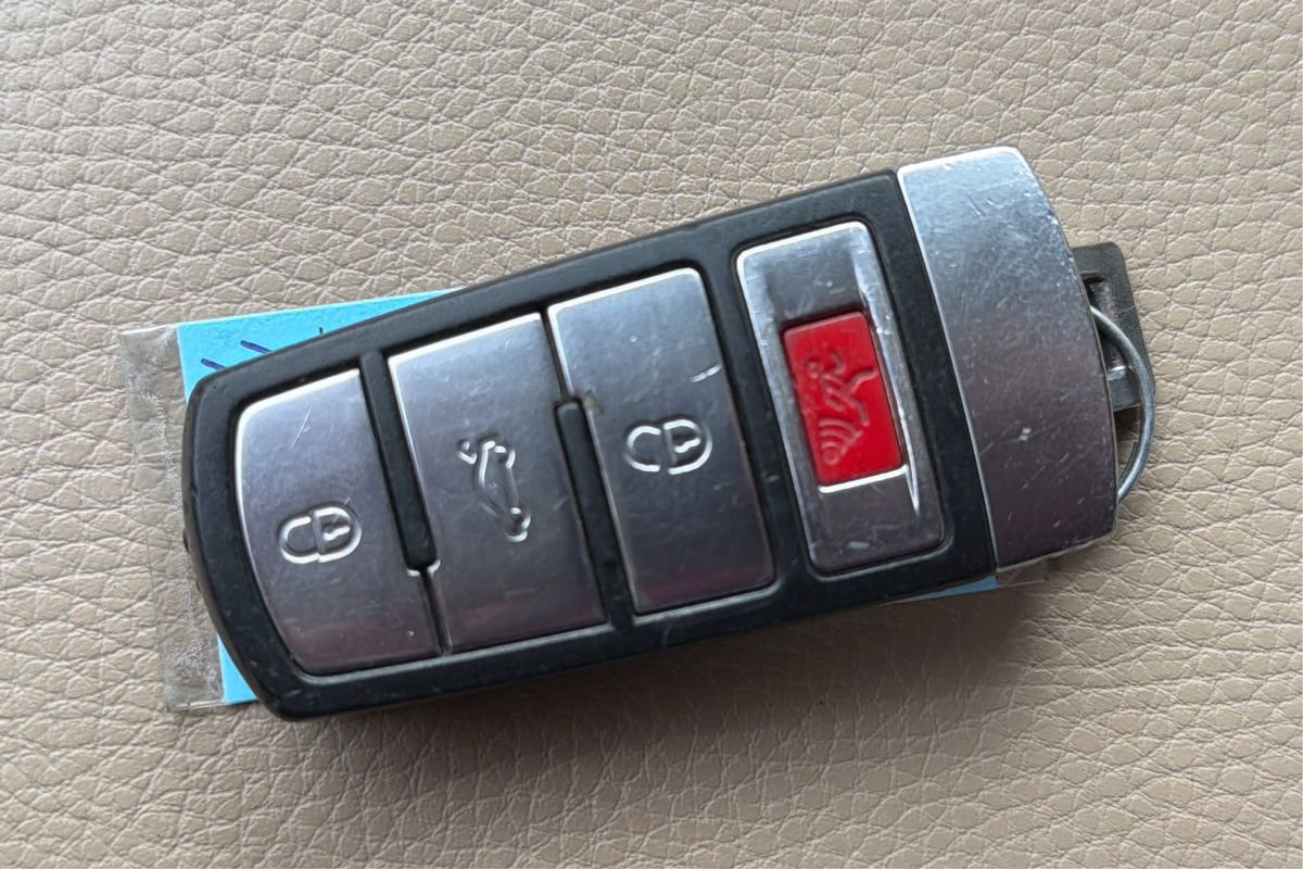 Used 2014 Volkswagen CC Sport image 33