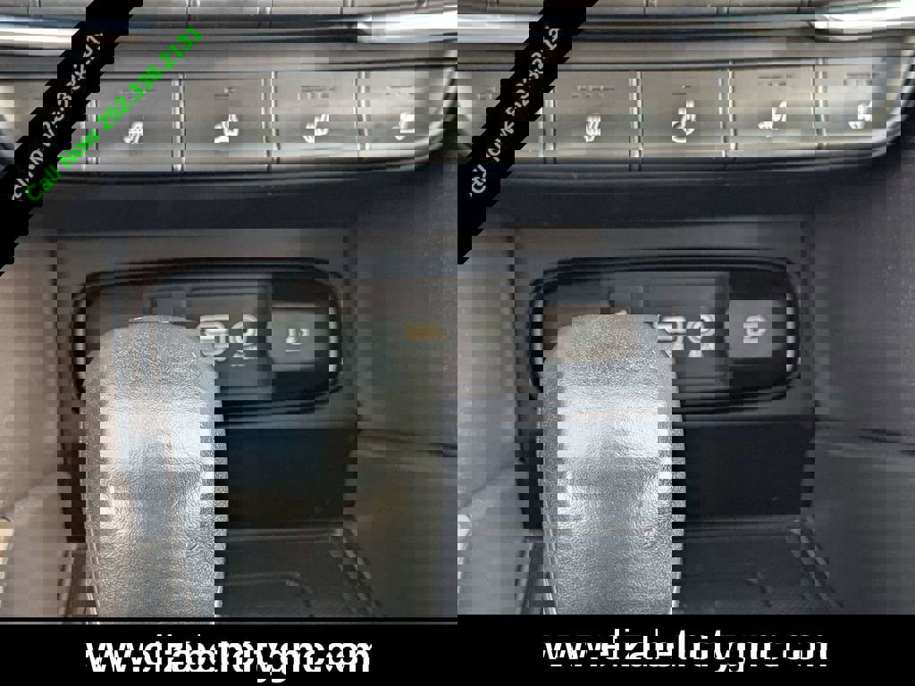 Used 2020 Hyundai Santa Fe Limited w/ Cargo Package image 33