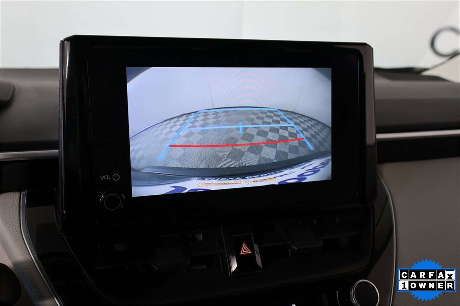 Used 2025 Toyota Corolla LE image 6