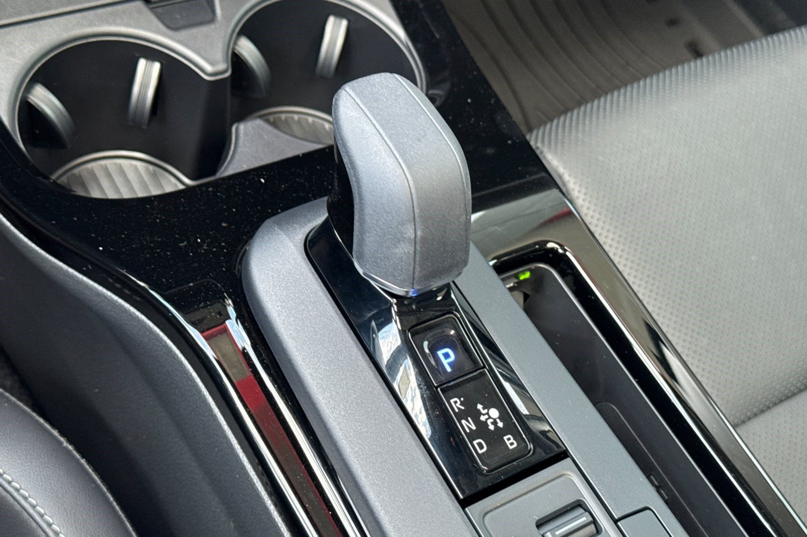 New 2027 Toyota Prius LE AWD/4WD image 16