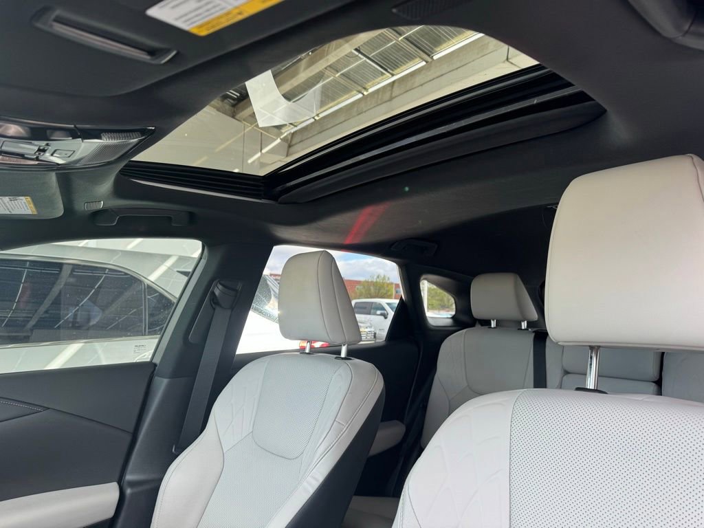 Used 2023 Lexus RX 350 Premium w/ Accessory Package image 43
