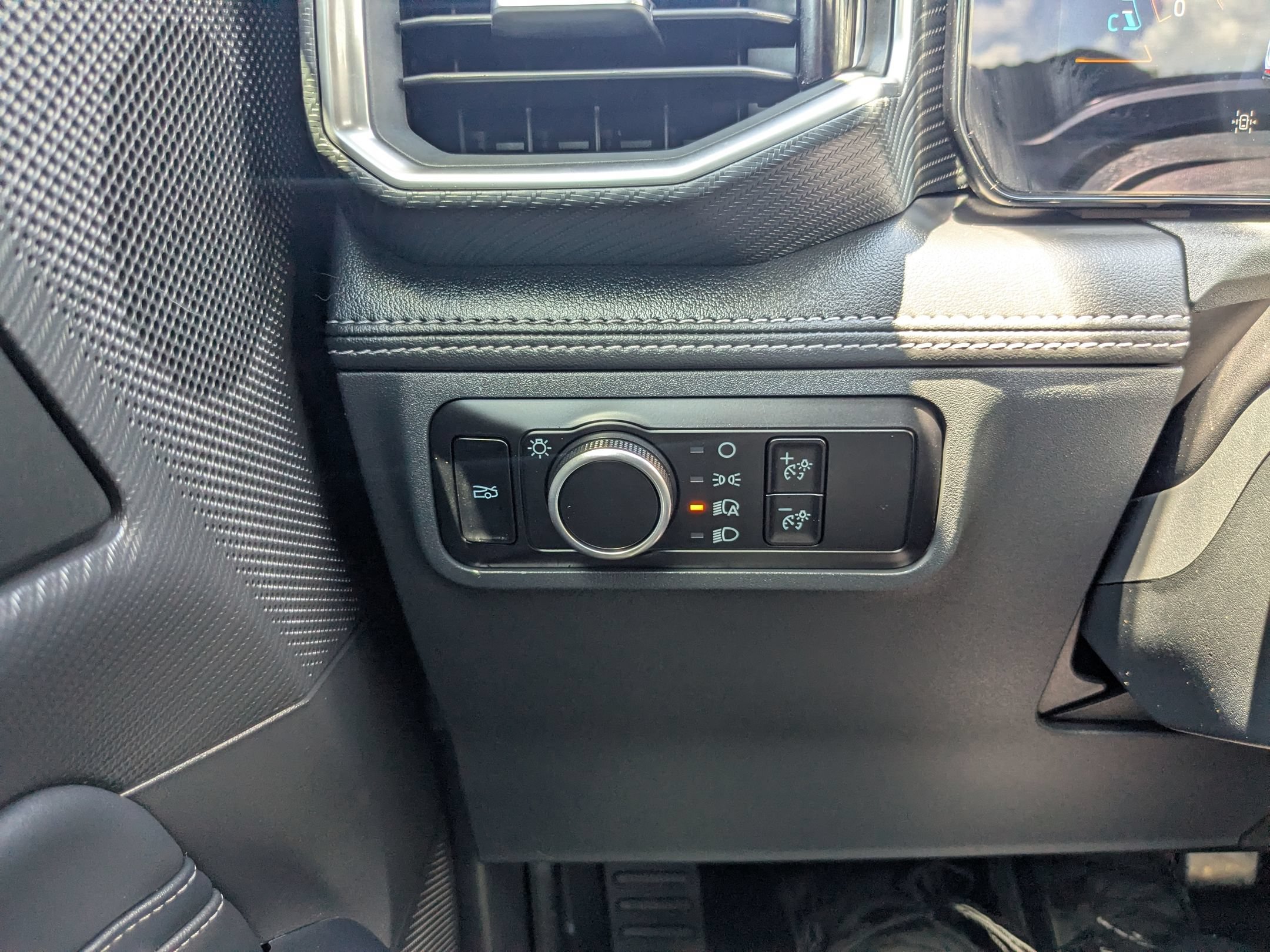 Used 2025 Ford Mustang GT Premium RWD image 19