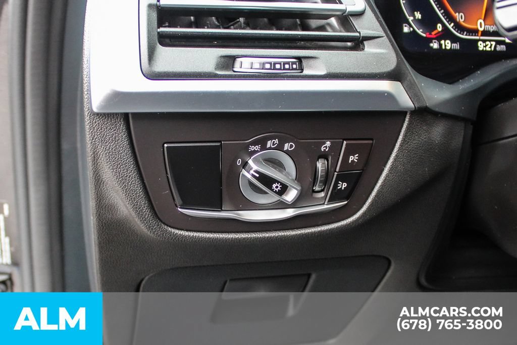 Used 2024 BMW X4 xDrive30i w/ Parking Assistance Package AWD/4WD image 28