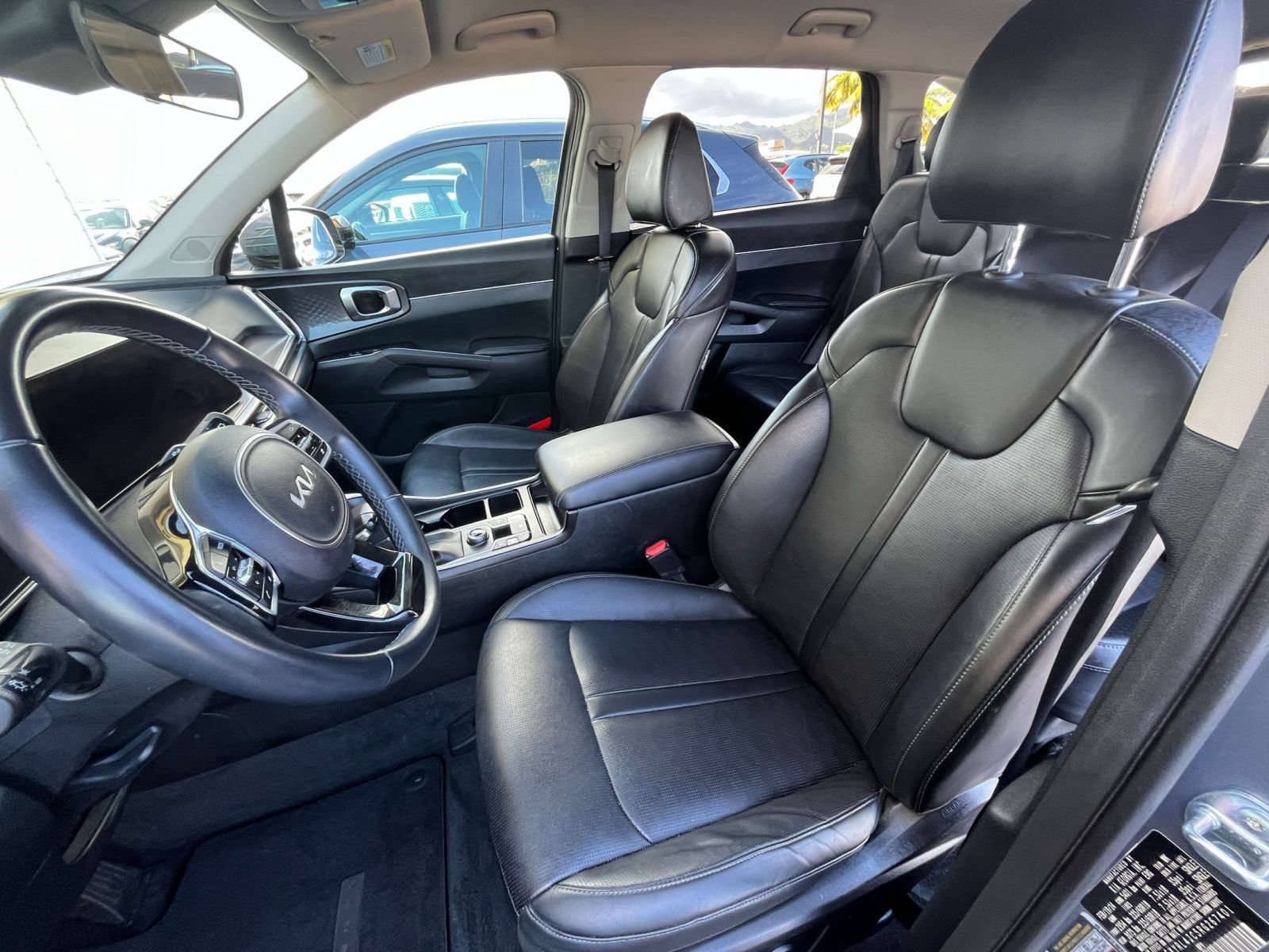 Used 2024 Kia Sorento S FWD image 27