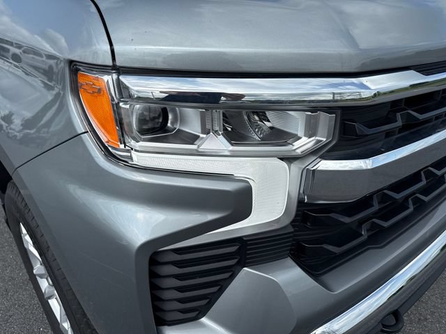 Used 2025 Chevrolet Silverado 1500 LT AWD/4WD image 12