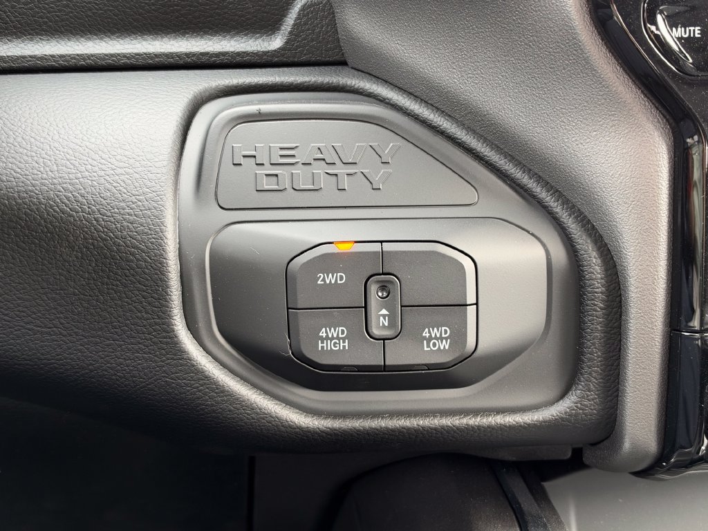 New 2027 RAM 2500 Laramie AWD/4WD image 24
