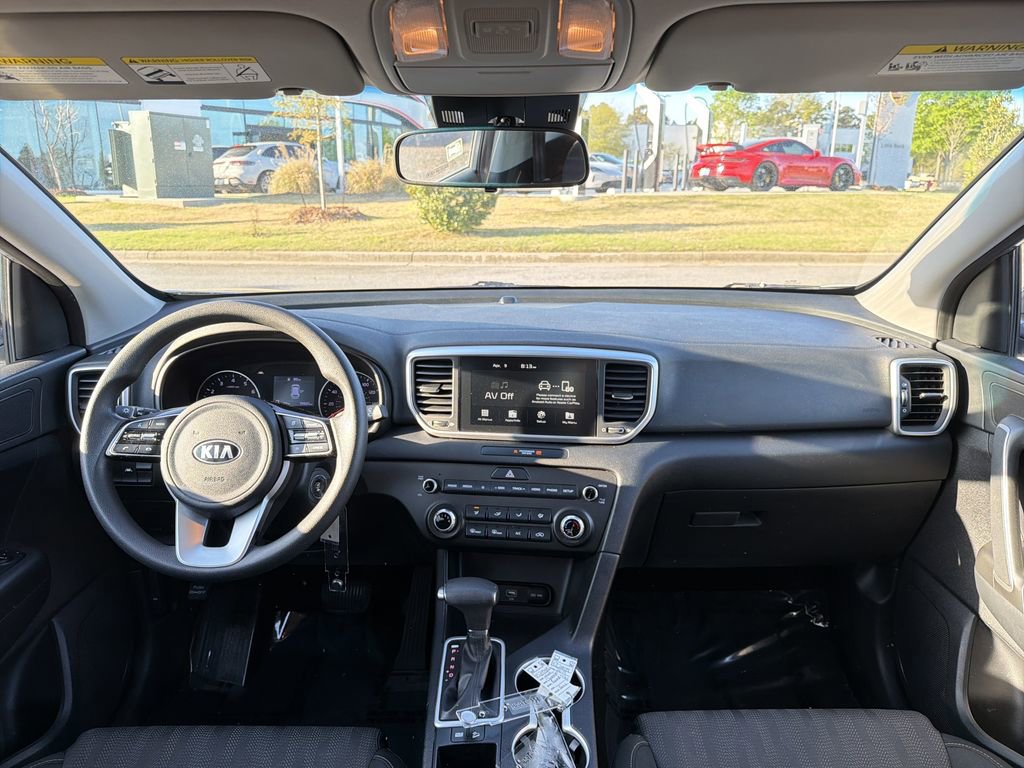 Used 2022 Kia Sportage LX image 19