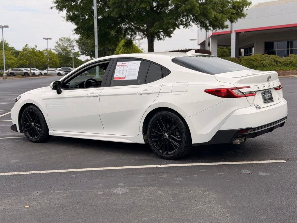 Used 2025 Toyota Camry SE FWD image 10