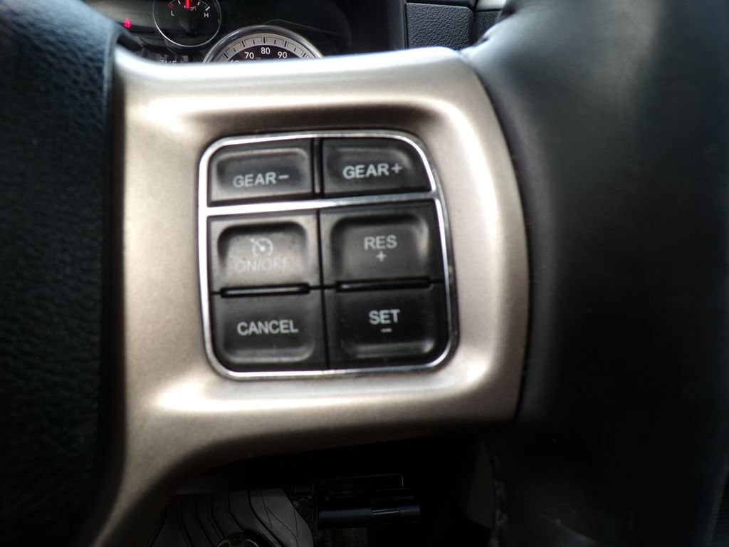 Used 2017 RAM 1500 Laramie w/ Convenience Group AWD/4WD image 25