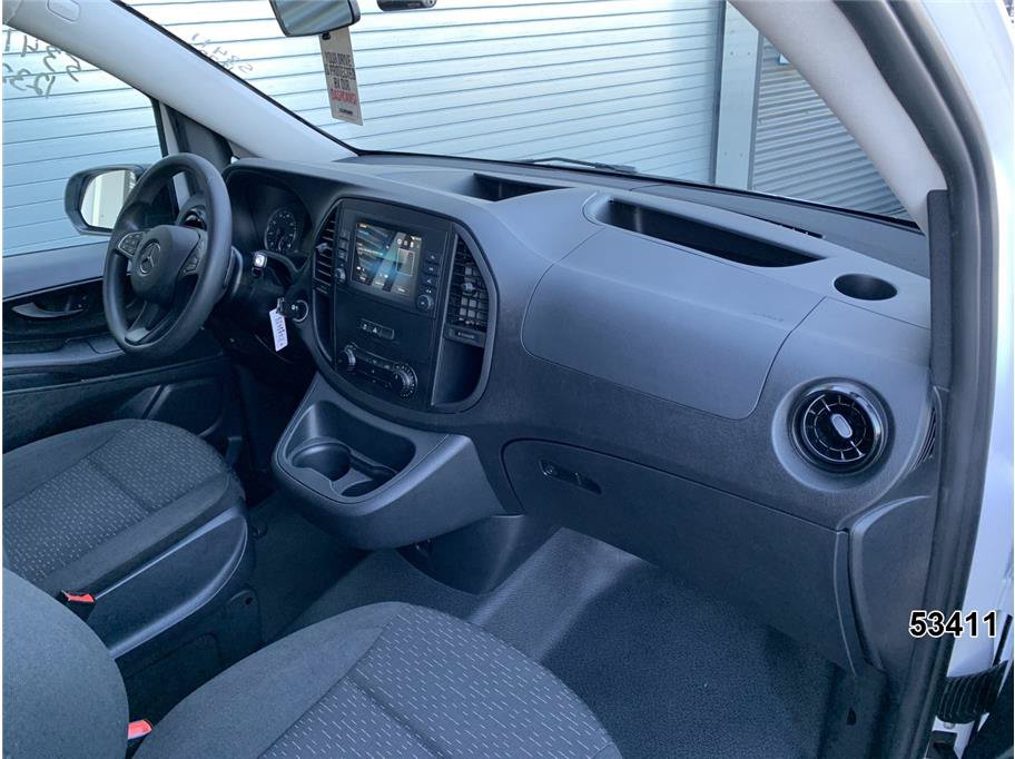 Used 2023 Mercedes-Benz Metris image 25