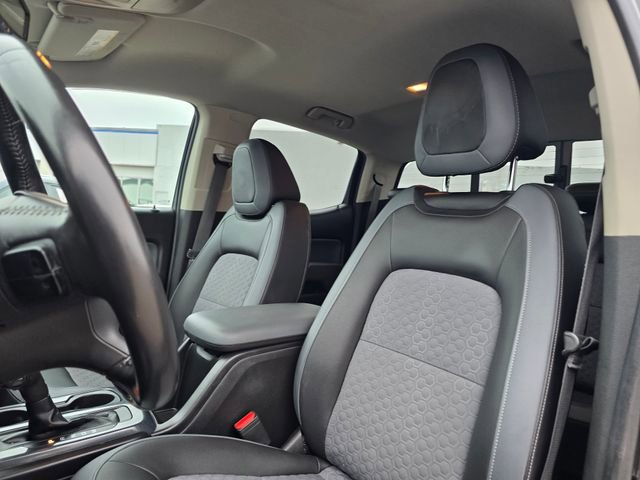Used 2016 Chevrolet Colorado Z71 w/ Z71 Midnight Edition RWD image 19