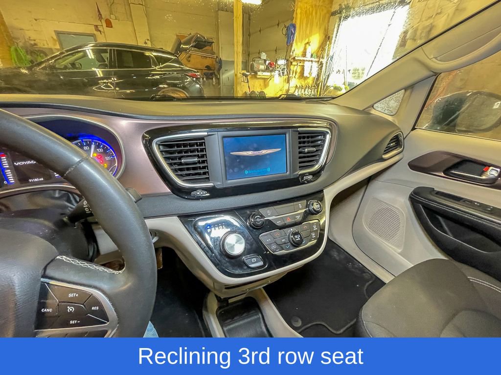 Certified 2023 Chrysler Voyager LX image 13