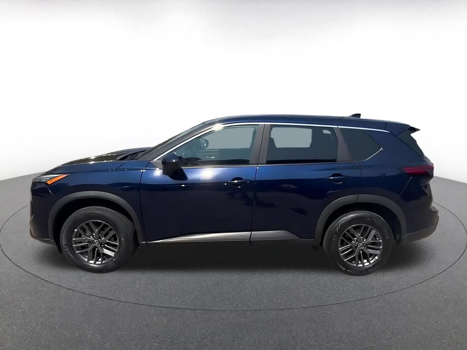 Used 2026 Nissan Rogue SV AWD/4WD image 9
