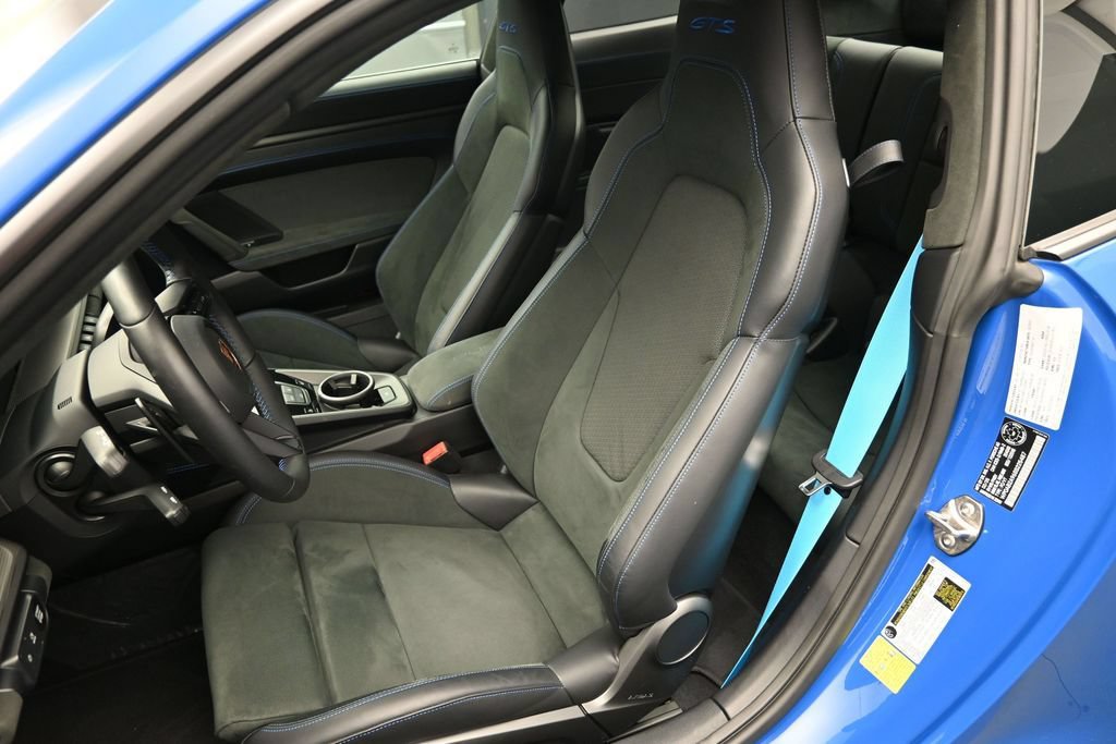 Used 2025 Porsche 911 Carrera GTS RWD image 7