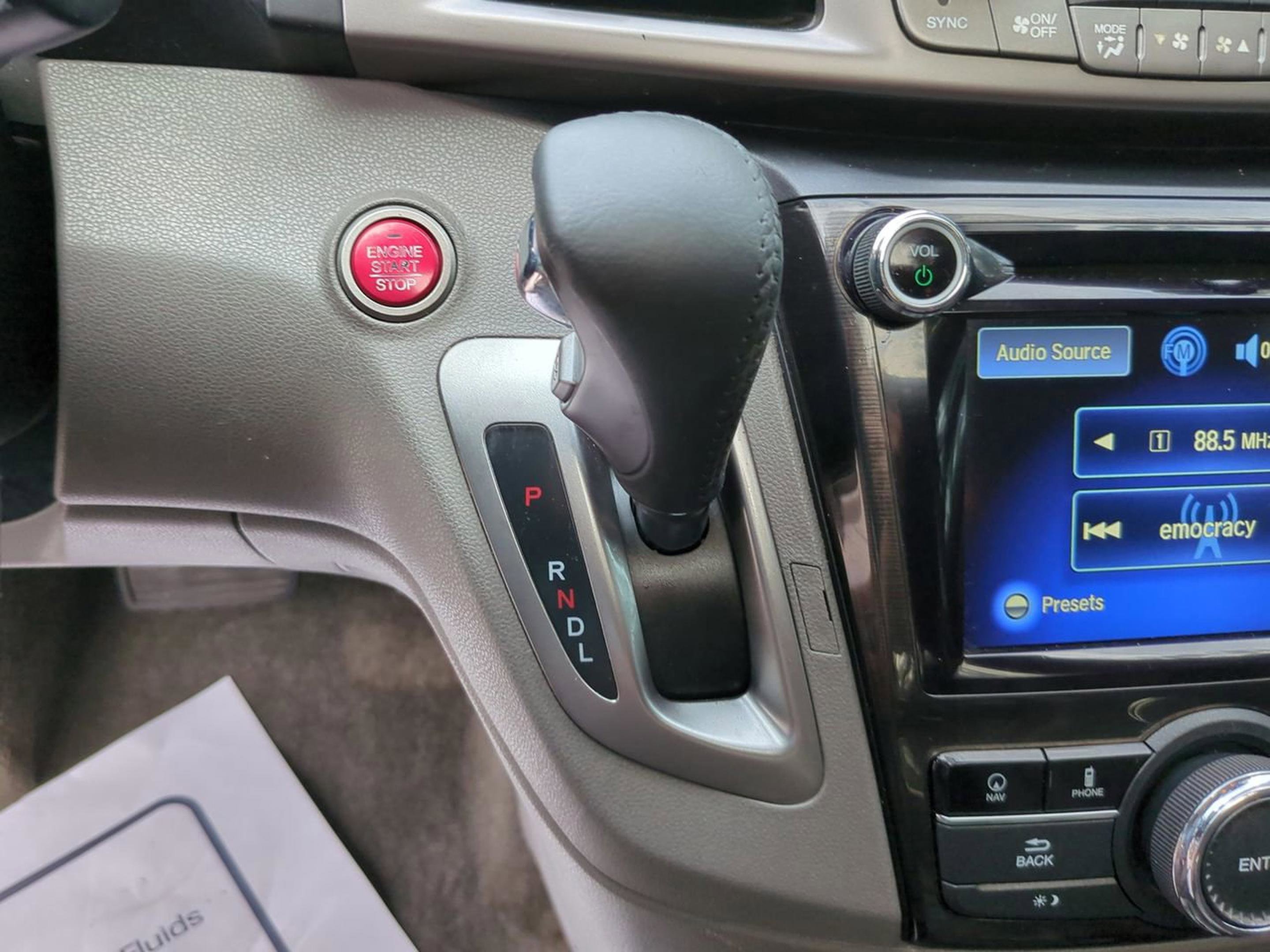 Used 2017 Honda Odyssey Touring image 16
