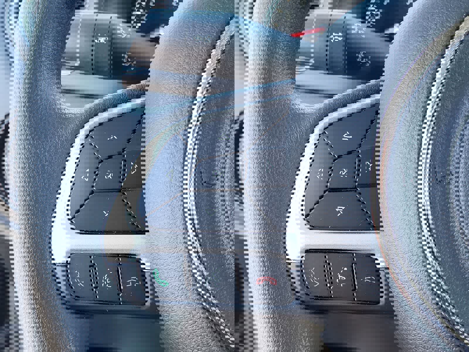 Used 2023 Jeep Renegade Latitude AWD/4WD image 17