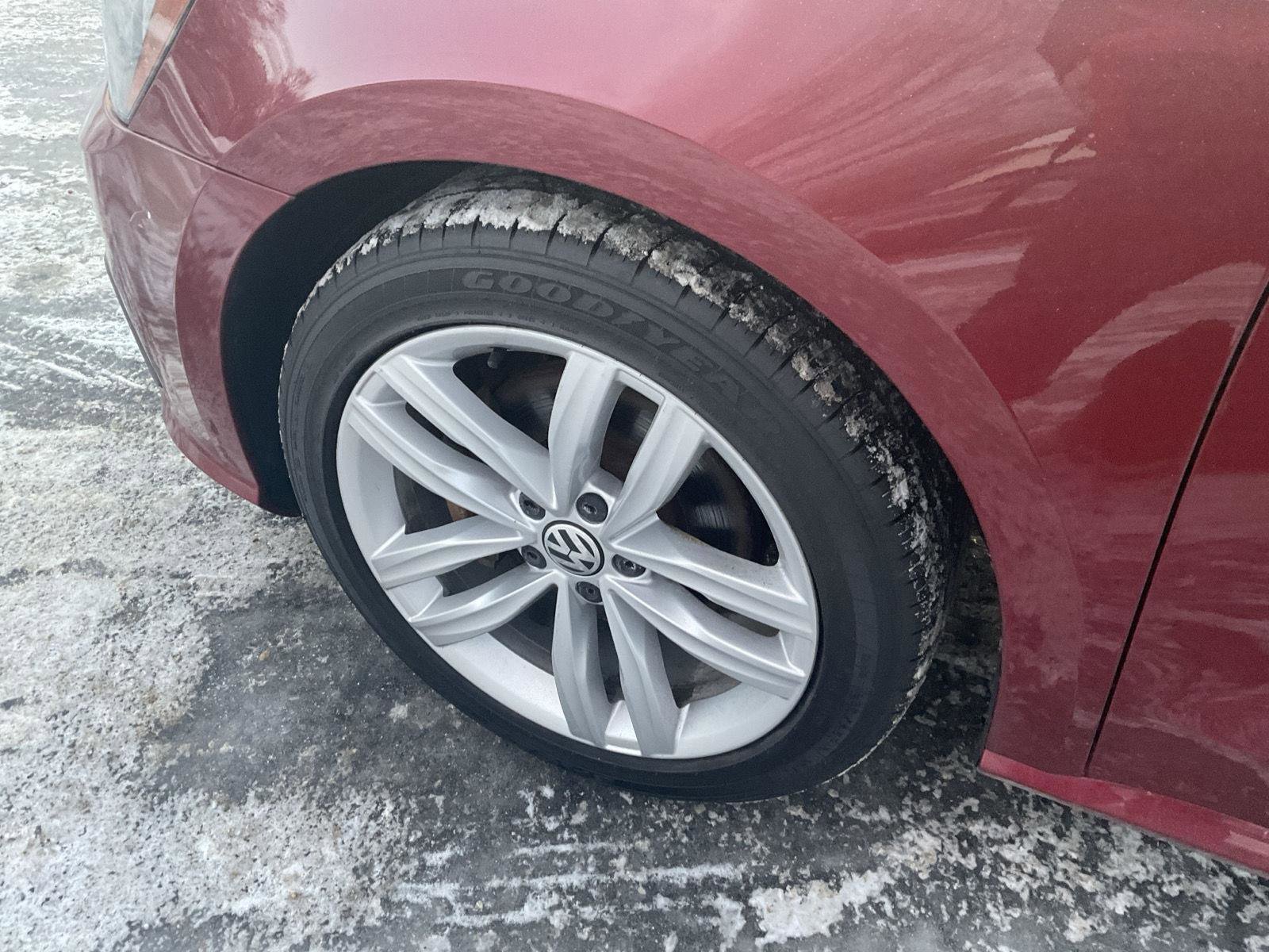 Used 2019 Volkswagen Passat 2.0T Wolfsburg w/ Wheels & Sunroof Package image 8