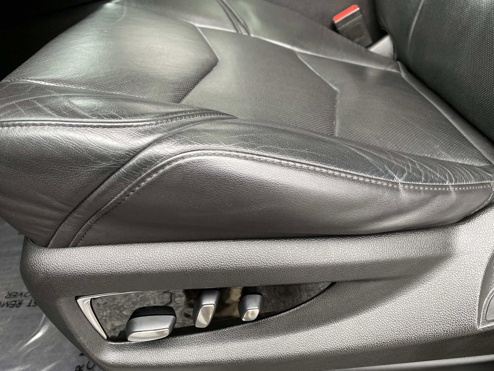 Used 2020 Cadillac Escalade ESV Luxury image 25