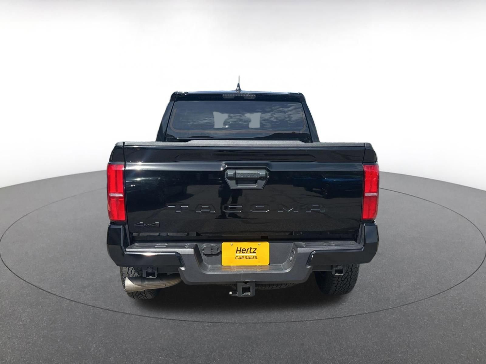 Used 2025 Toyota Tacoma TRD Off-Road image 16