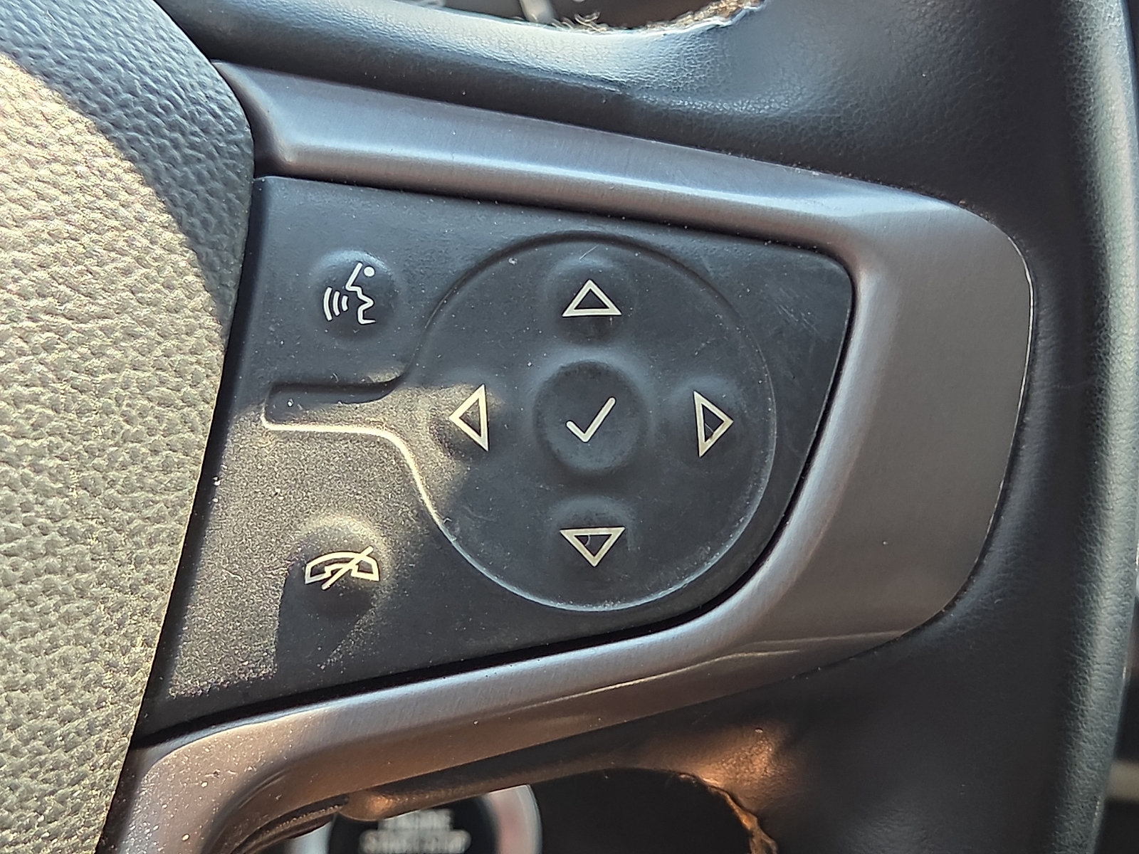 Used 2024 GMC Terrain AT4 w/ Infotainment Package II AWD/4WD image 22