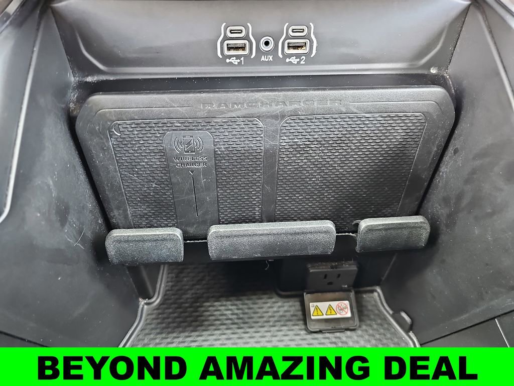 Used 2025 RAM 1500 Laramie AWD/4WD image 28