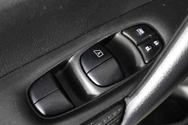 Certified 2020 Nissan Rogue Sport S image 20