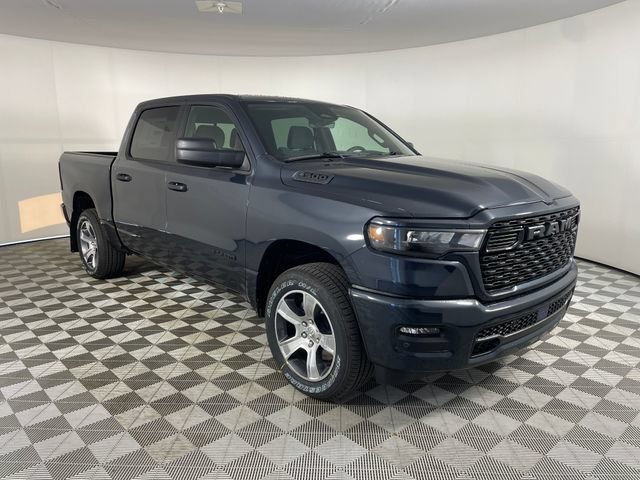 New 2026 RAM 1500 Express AWD/4WD image 14