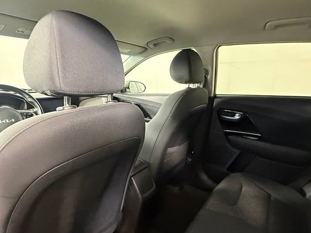 Used 2022 Kia Niro LXS FWD image 22