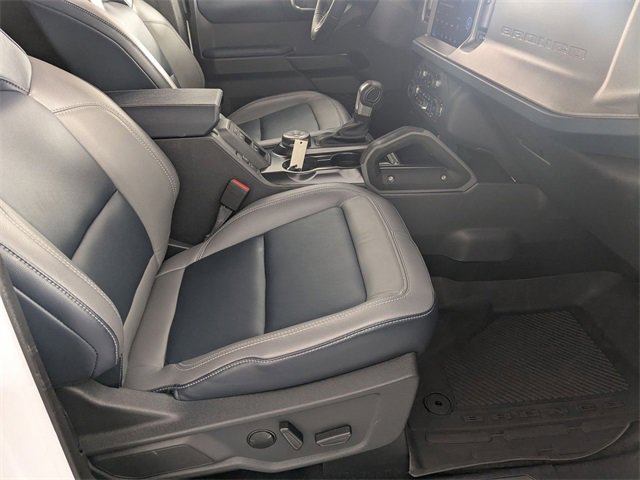 Used 2024 Ford Bronco Outer Banks image 32