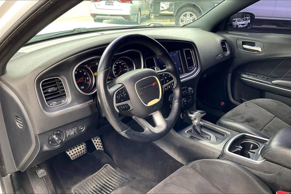 Used 2018 Dodge Charger R/T Scat Pack RWD image 18