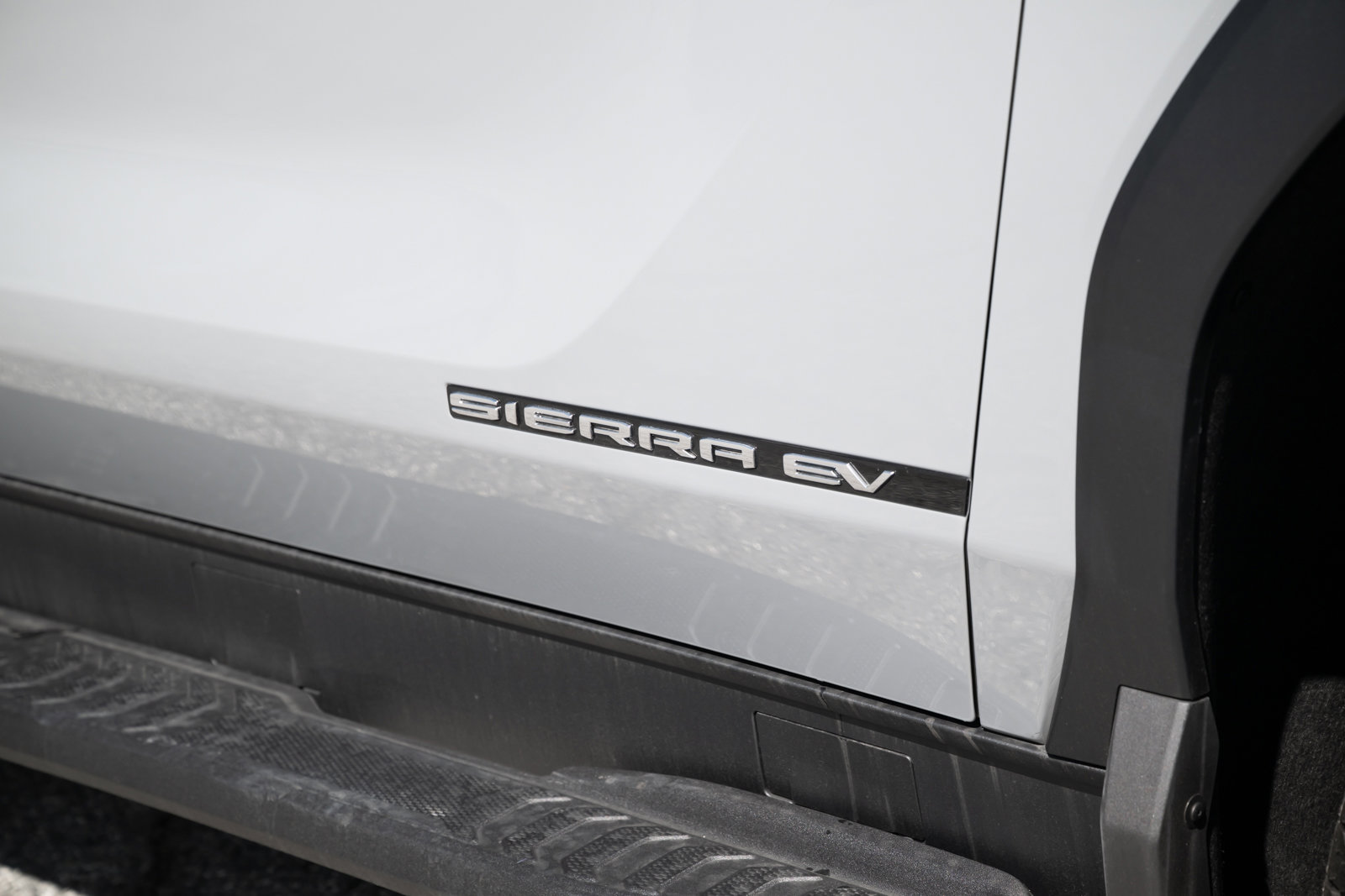 New 2026 GMC Sierra EV Elevation image 13