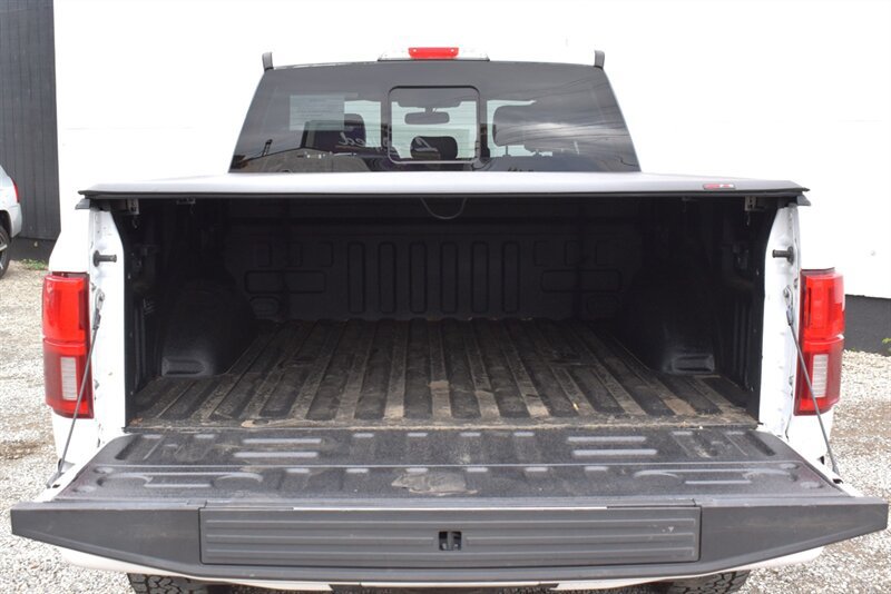 Used 2018 Ford F150 King Ranch w/ Equipment Group 601A Luxury AWD/4WD image 35