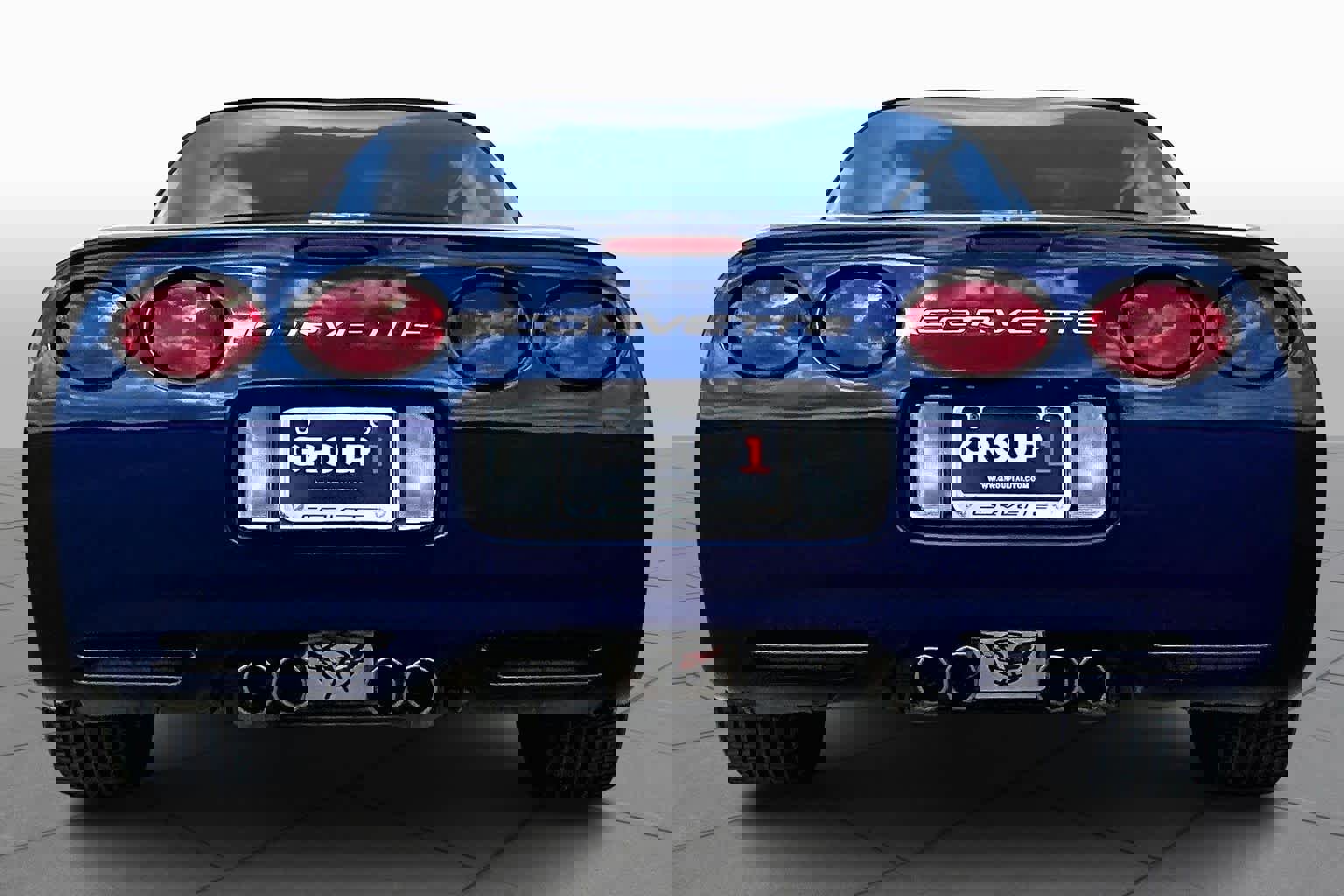 Used 2004 Chevrolet Corvette Coupe w/ Preferred Equipment Group image 4