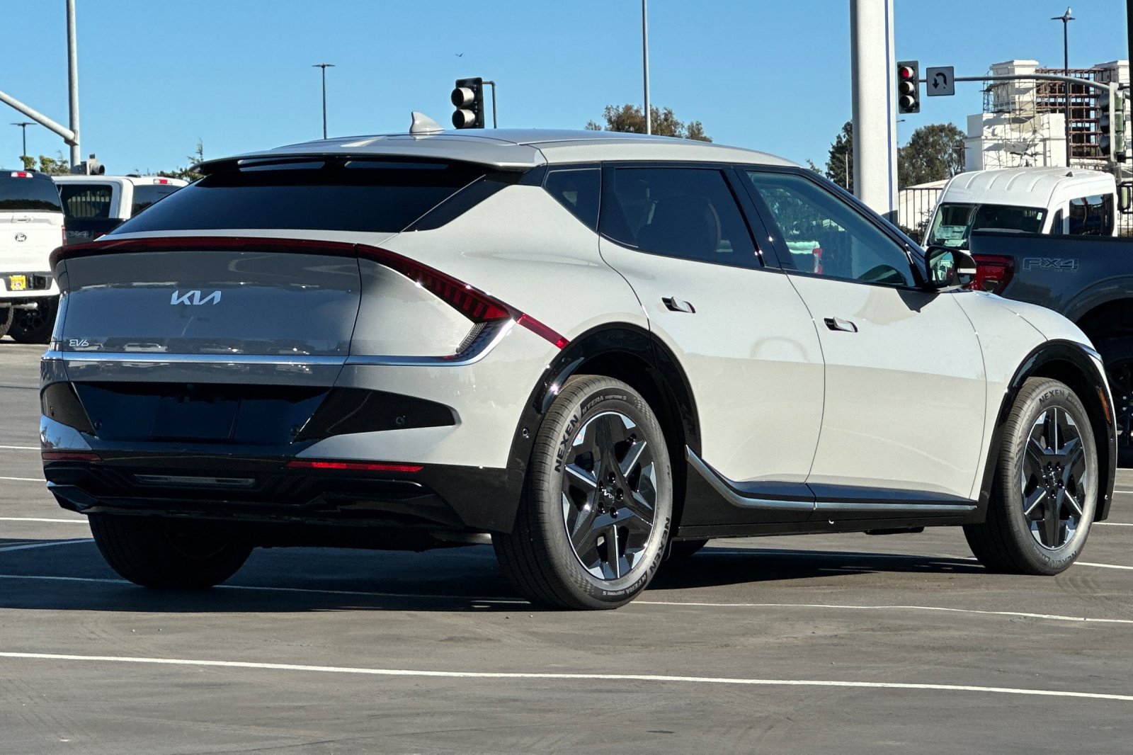 New 2026 Kia EV6 Wind AWD/4WD image 4